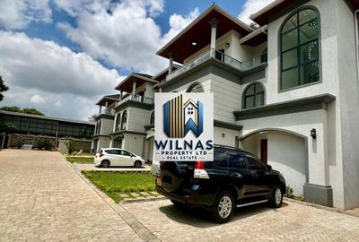 5 Bed Townhouse with Staff Quarters in Lavington