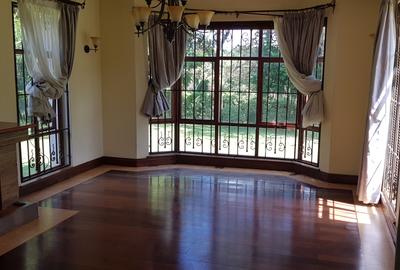 5 Bed House with En Suite at Mimosa Road