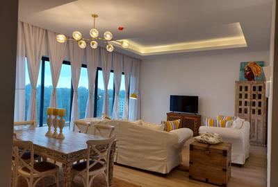 Furnished 2 Bed Apartment with En Suite in Rosslyn