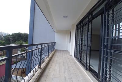 3 Bed Apartment with En Suite in Parklands