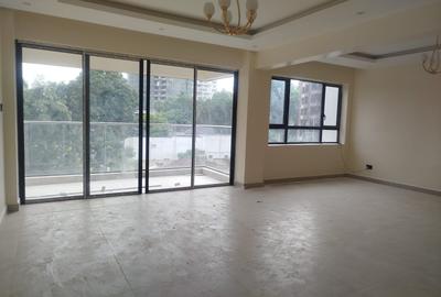 3 Bed Apartment with En Suite in General Mathenge