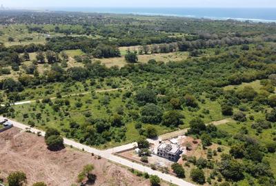 0.25 ac Land in Vipingo