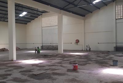 16,000 ft² Commercial Property with Service Charge Included at Lunga Lunga - 3