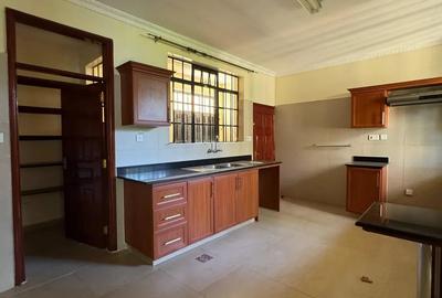 4 Bed Townhouse with En Suite at Chalbi Drive - 3
