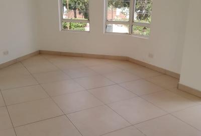 3,500 ft² Office with Service Charge Included at Riverside Drive