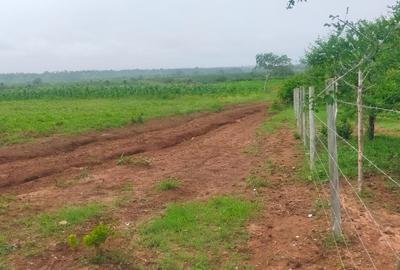 690 m² Land at Mavueni Mariakani Road - 3