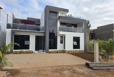 4 Bed Villa with En Suite in Ruiru