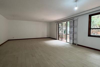 2 Bed Apartment with En Suite in Kileleshwa