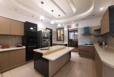 3 Bed Apartment with En Suite in General Mathenge - 3