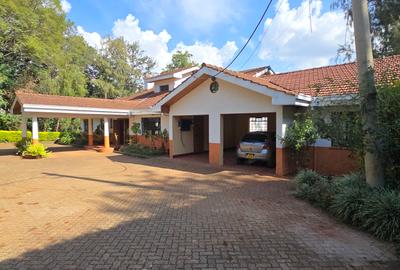 5 Bed House with En Suite at Runda Ruaka Road