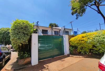 4 Bed Townhouse with En Suite at James Gichuru Waiyak Way