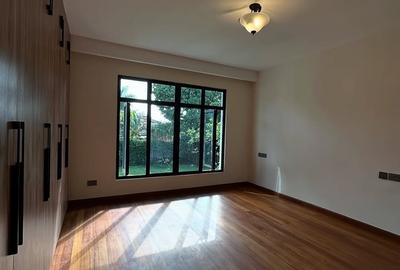 5 Bed House with En Suite at Runda - 4