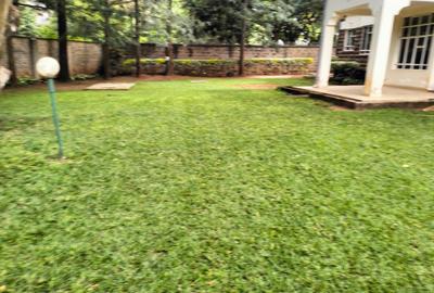 5 Bed Townhouse with En Suite in Lavington
