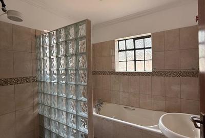 4 Bed Villa with En Suite in Karen - 3