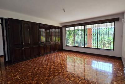 5 Bed House with En Suite in Gigiri - 3