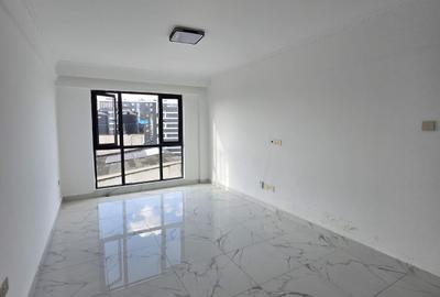 1 Bed Apartment with Gym at Wood Avenue - 4
