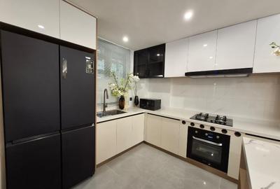 3 Bed Apartment with En Suite in Lavington