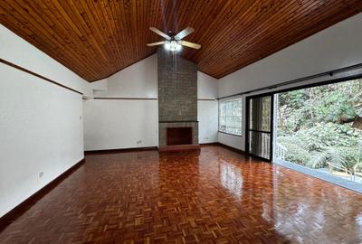 4 Bed House with En Suite in Gigiri