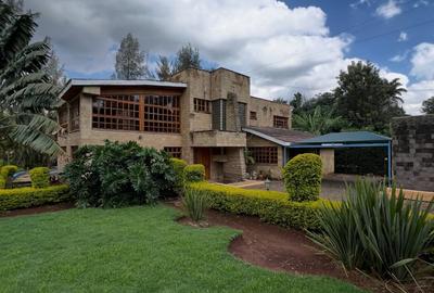 4 Bed House with En Suite in Runda