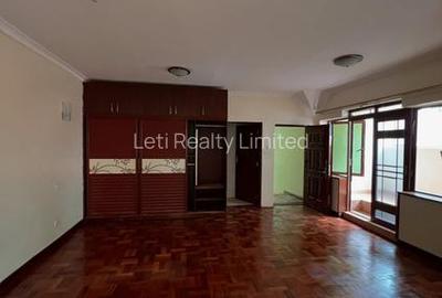 5 Bed Townhouse with En Suite in Kileleshwa - 3
