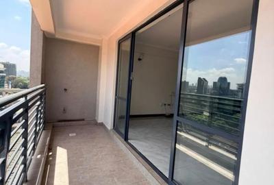 2 Bed Apartment with En Suite in Westlands Area - 3