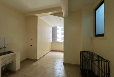 4 Bed Apartment with En Suite in Westlands Area - 3