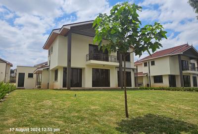 4 Bed Townhouse with En Suite at Mombasa Road - 3