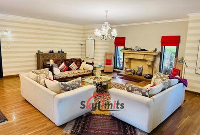 5 Bed Townhouse with En Suite at Lavington