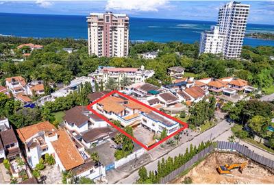 10 Bed House with En Suite at Bokole Drive