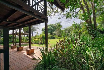 3 Bed House with En Suite in Nyari - 4