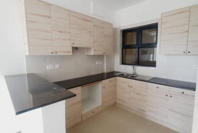 2 Bed Apartment with En Suite at Lantana Road