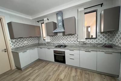4 Bed Apartment with En Suite in Parklands - 4