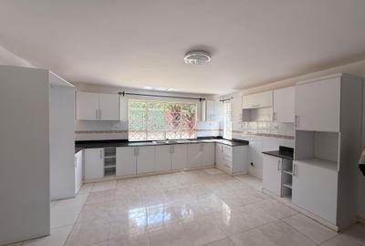 5 Bed House with En Suite at Karen - 4