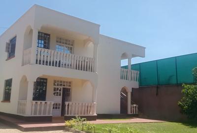 2 Bed Townhouse with En Suite at Runda