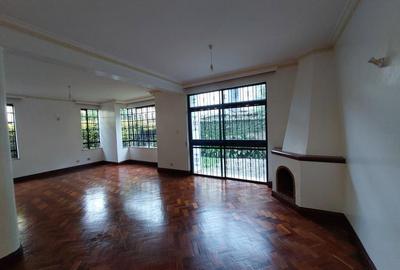 4 Bed Townhouse with En Suite at Lavington