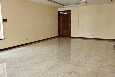 4 Bed Apartment with En Suite at General Mathenge