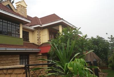 4 Bed Townhouse with En Suite at Convent Drive