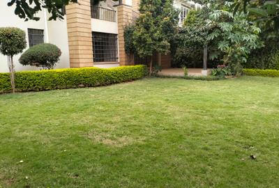 4 Bed Townhouse with En Suite in Kitisuru - 2