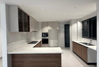 3 Bed Apartment with En Suite in Westlands Area