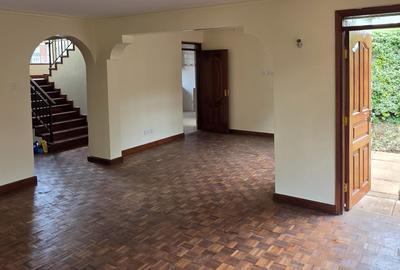 4 Bed Villa with En Suite at Kasarini Road - 4