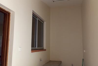 4 Bed Villa with En Suite at Links Road - 4