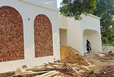 3 Bed Villa with En Suite at Diani Beach - 4