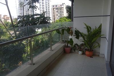 Serviced 3 Bed Apartment with En Suite at Riverside Drive