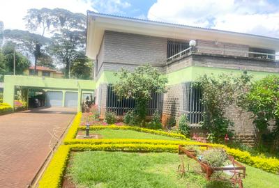 5 Bed House with En Suite in Muthaiga