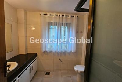 2 Bed Apartment with En Suite in Runda - 3