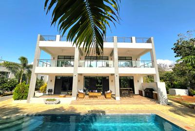 4 Bed Villa with En Suite in Diani