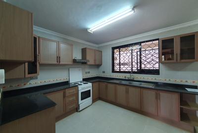 4 Bed Apartment with En Suite at Lower Kabete Rd - 3