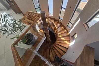 4 Bed Townhouse with En Suite at Kyuna Road - Westlands - Loresho - 2