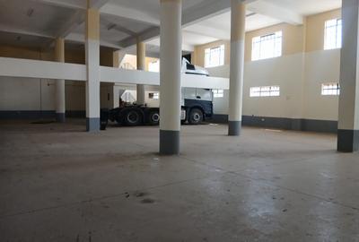 10,000 ft² Warehouse with Parking in Mombasa Road - 2