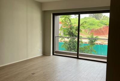 1 Bed Apartment with En Suite at Redhill - 2